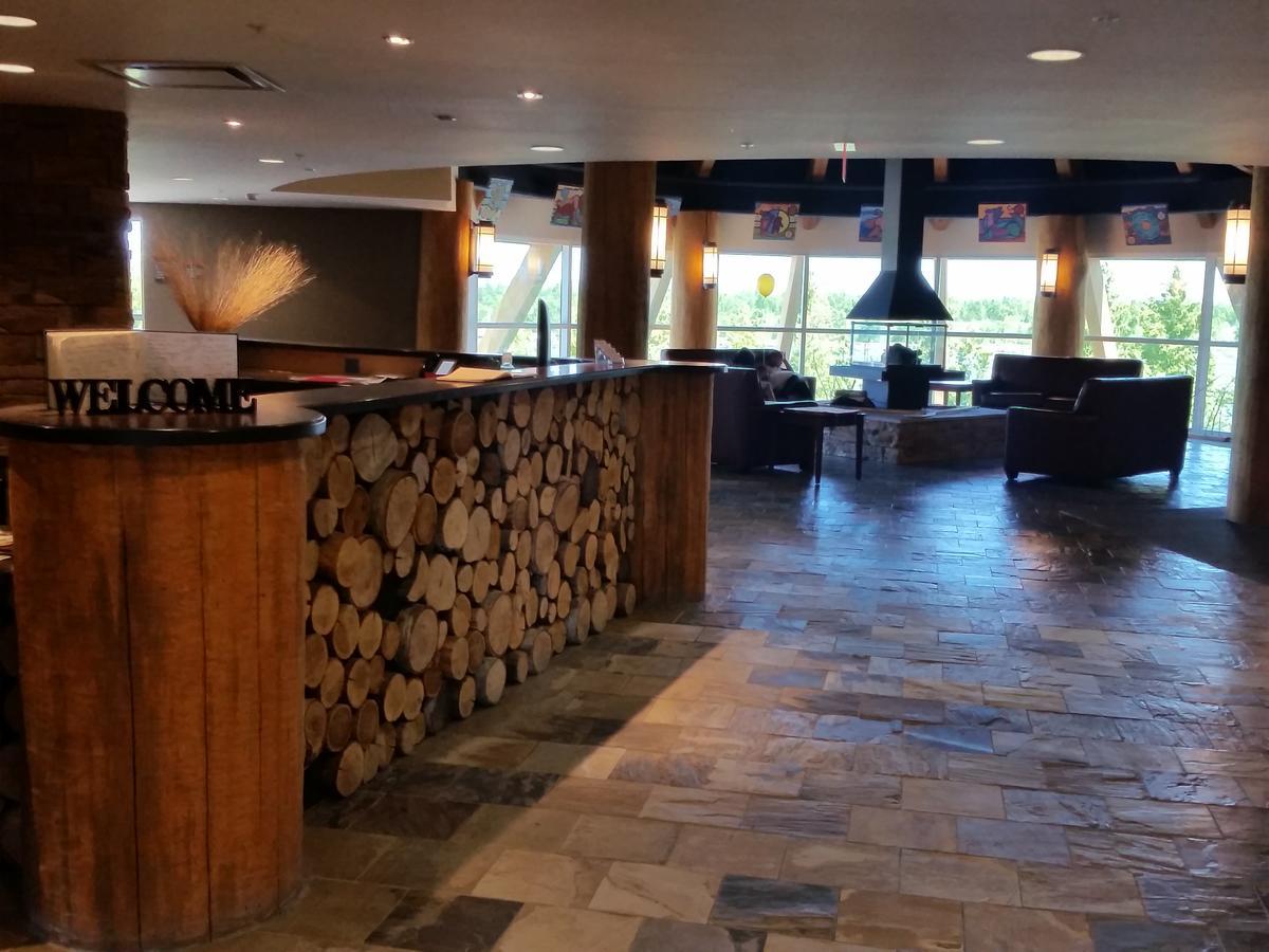 Manitoulin Hotel And Conference Centre Little Current Екстер'єр фото
